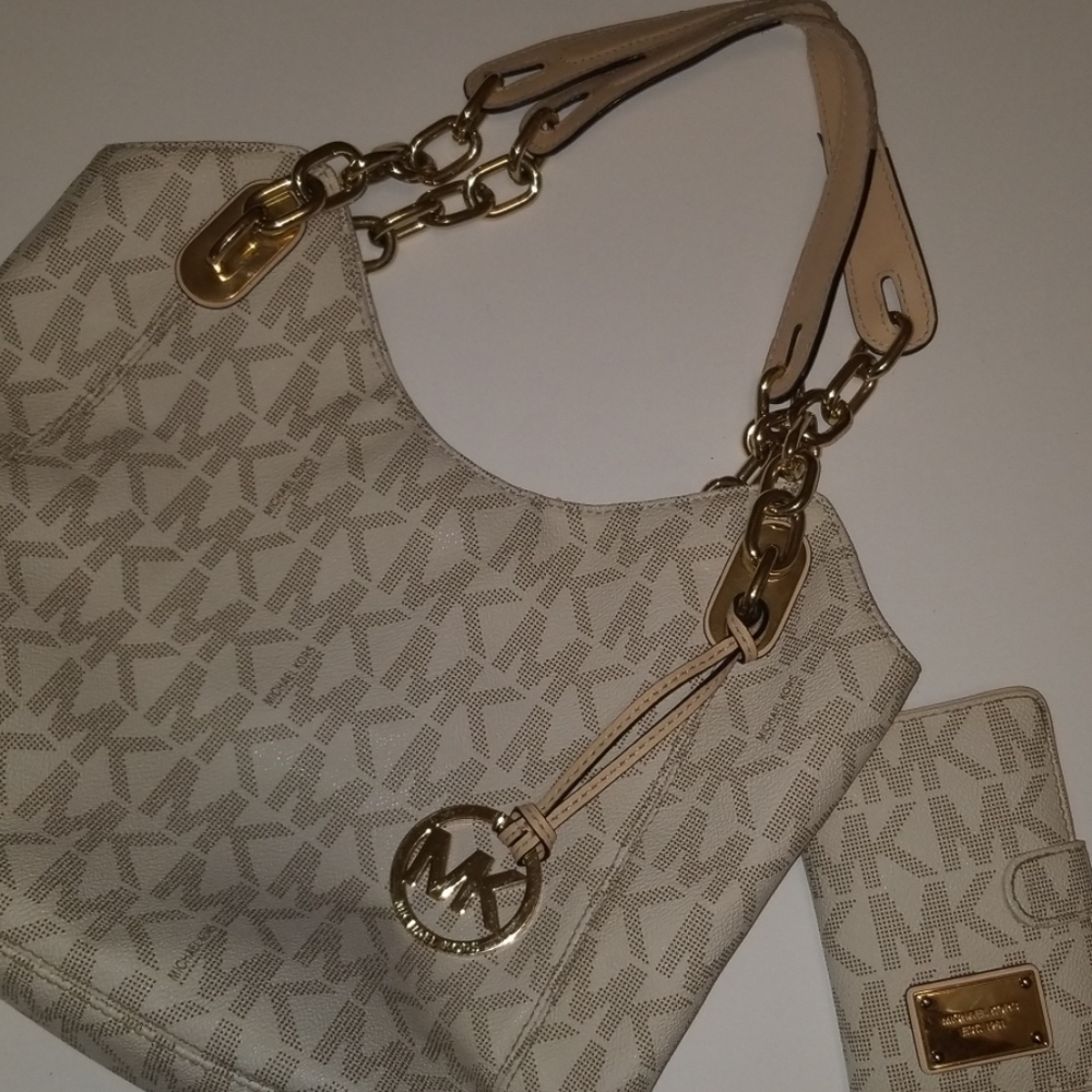 MICHAEL KORS Lilly Vanilla Purse